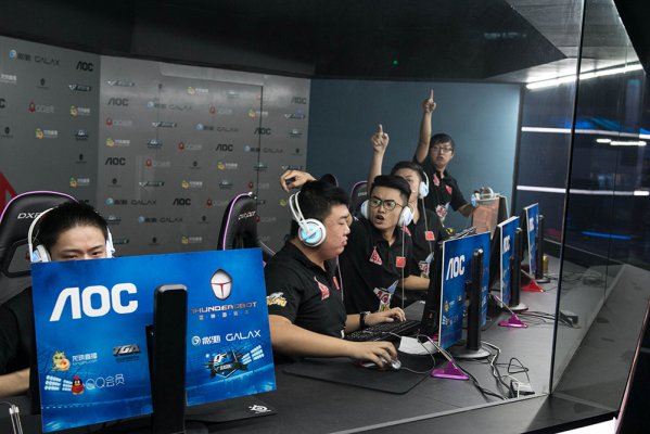 续稳定的竞 续稳定的竞